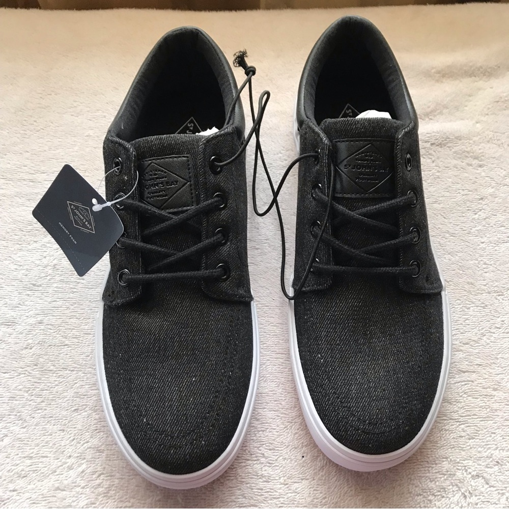 St Johns Bay Bryce casual shoes size 8M